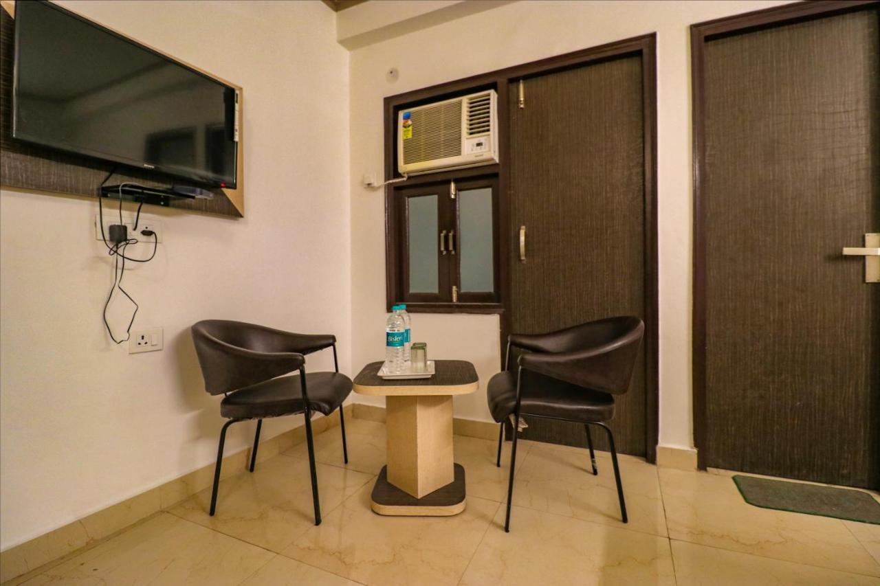 Fabexpress Dolphin International Near Delhi Airport 호텔 뉴델리 외부 사진